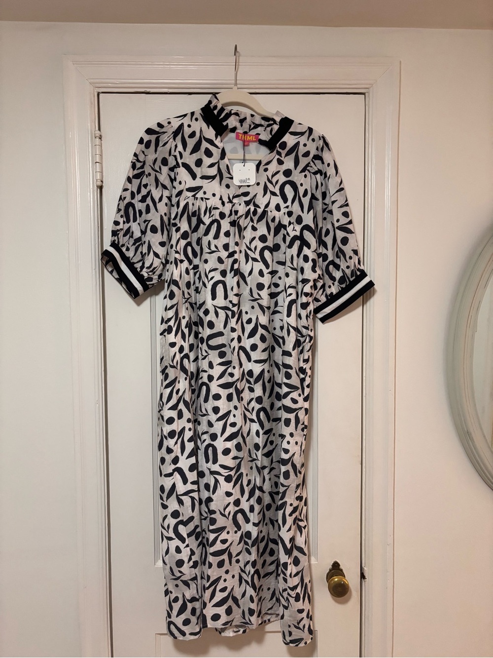 THML Black & White Abstract Print Midi Dress
